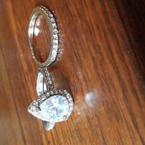 Sz 7 DAZZLING DUO! - Picture 1 of 6
